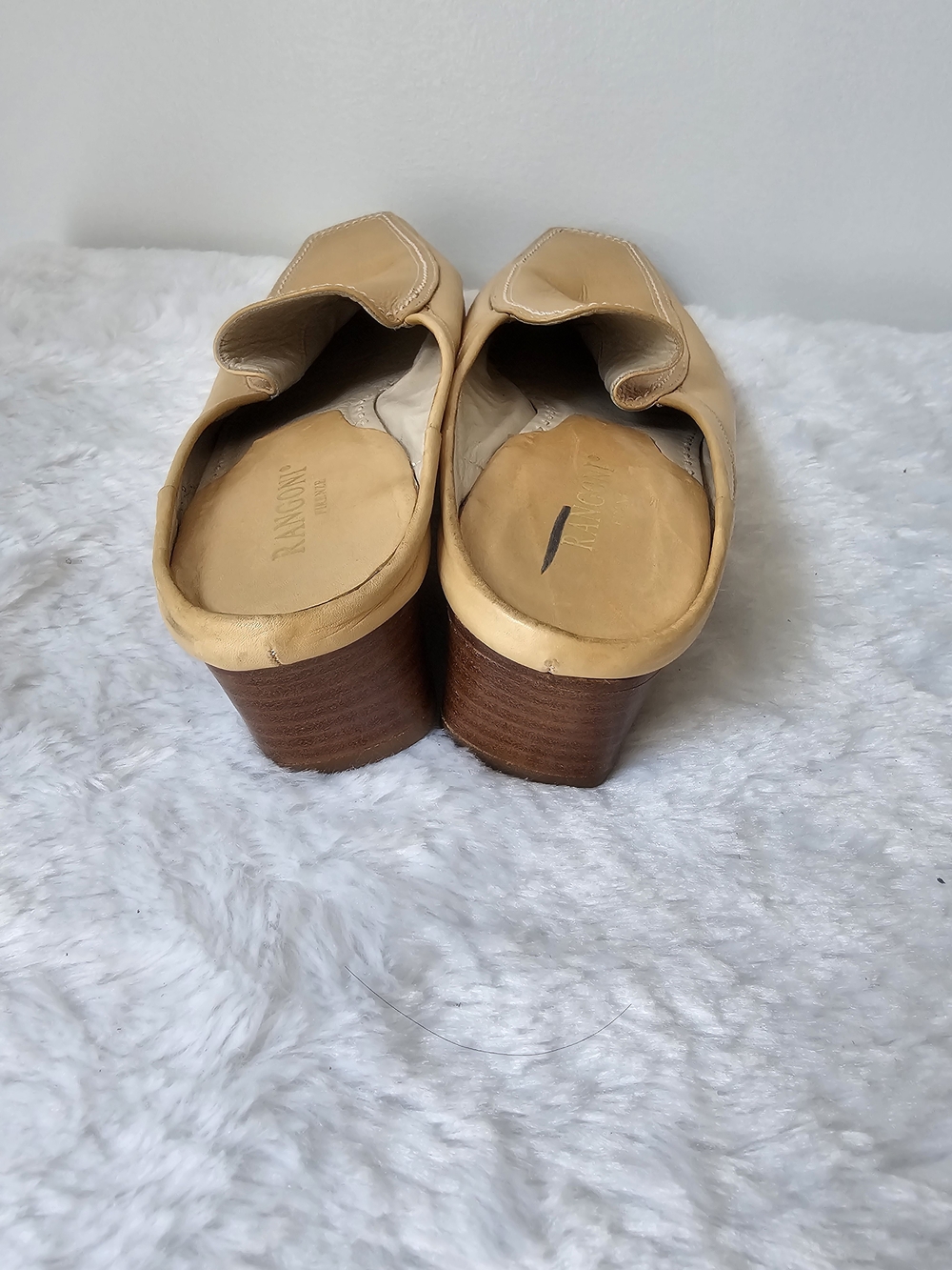 Rangoni Women’s Beige/Tan Square-Toe Slip-On Mules - Picture 6 of 9